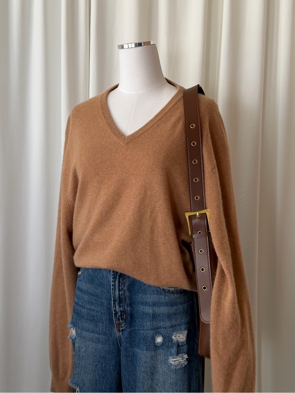 Club Room Estate 100% Cashmere V-Neck Sweater XL Tan Brown.